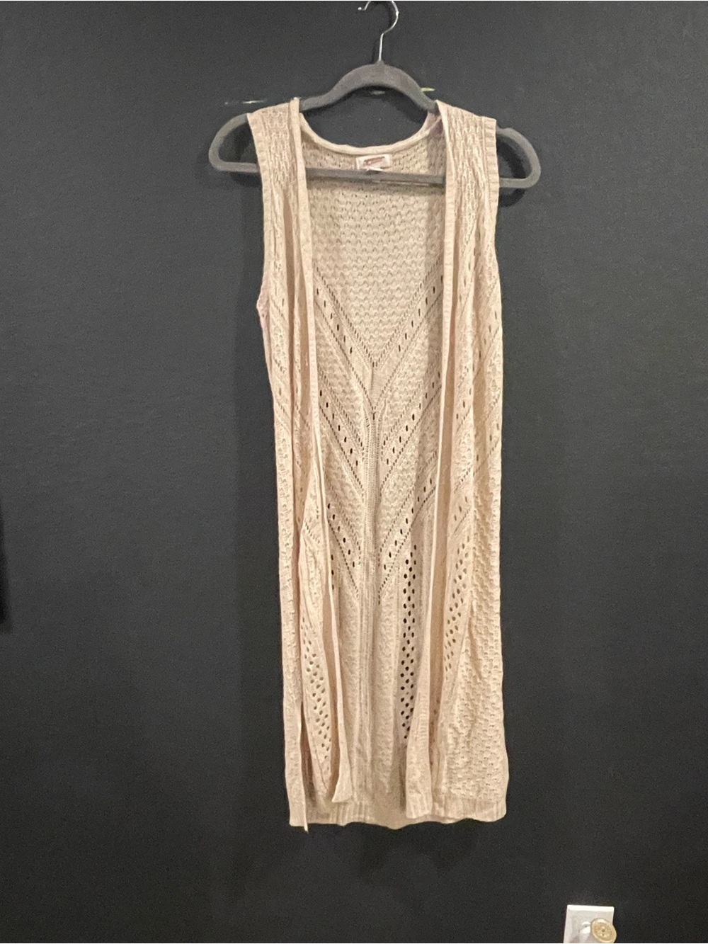 Arizona Jean Company Beige Crochet Knit Sleeveless Tunic